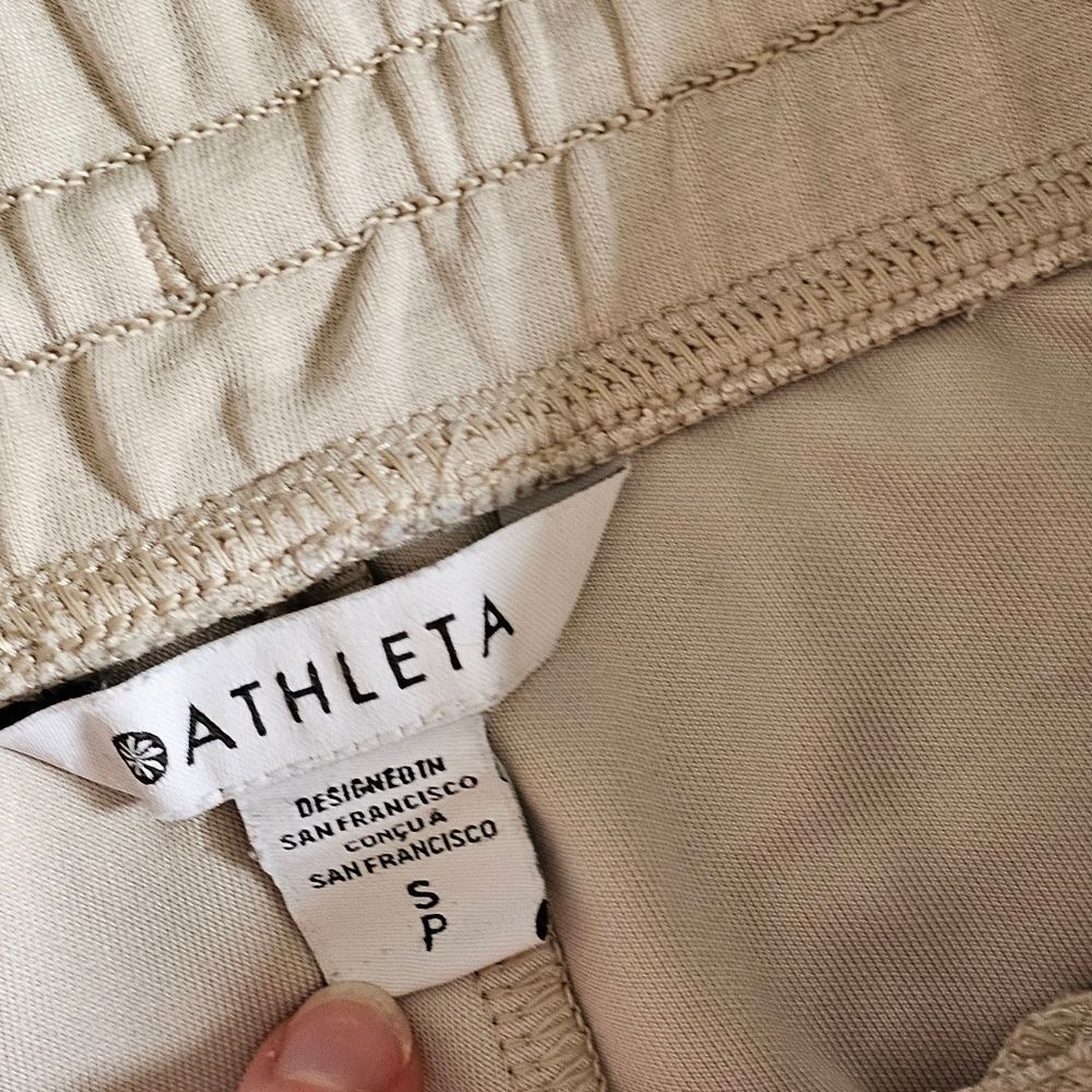 Athleta Seasoft Straight Cropped Pant - Picture 6 of 8